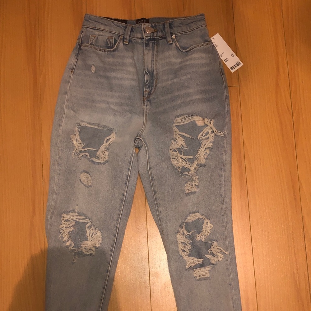 URBAN OUTFITTER MOM JEANS BRAND NEW